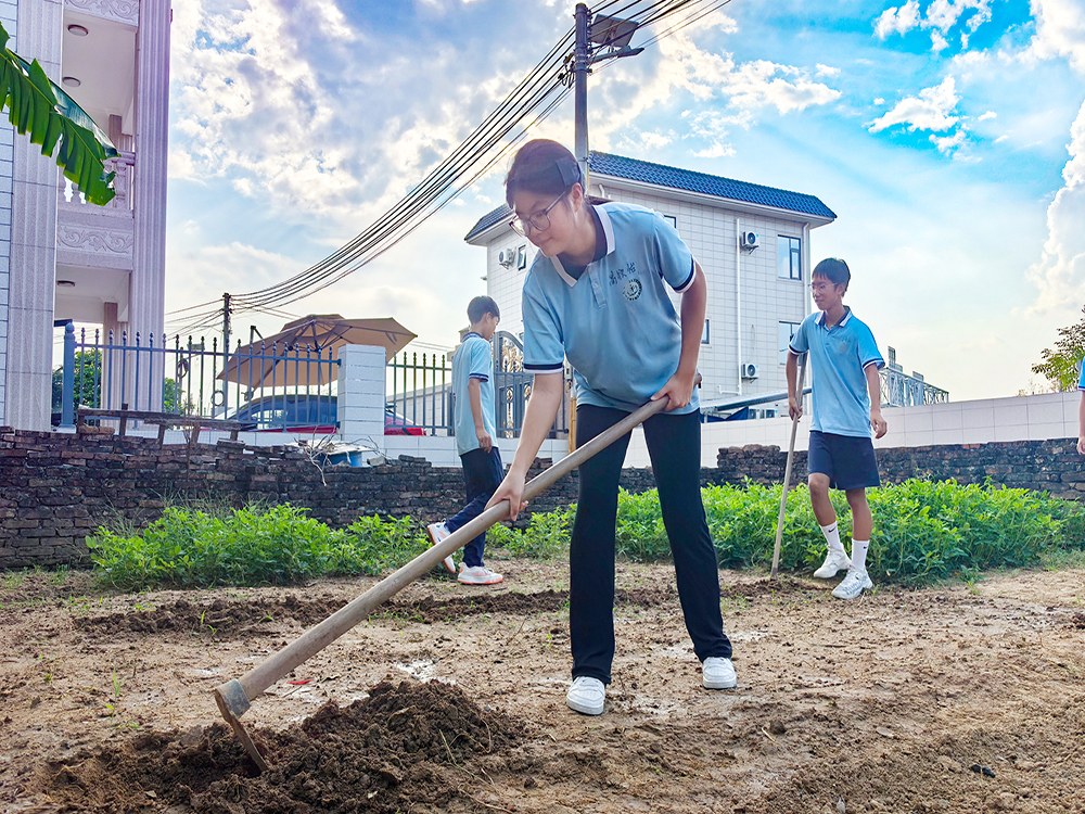 九江正规孩子叛逆期培训机构怎么联系?本地培育机构选择指南
